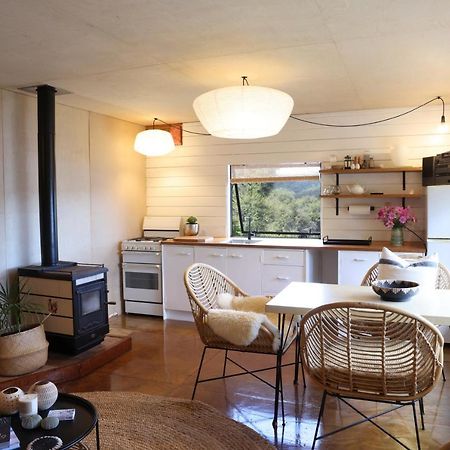 Boho Hill Apartment - Great Barrier Island Escape Okiwi Exteriör bild